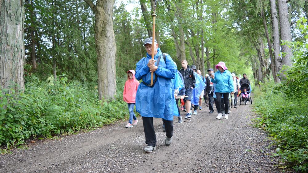 Guelph Walking Pilgrimage a lesson in sharing, kindness